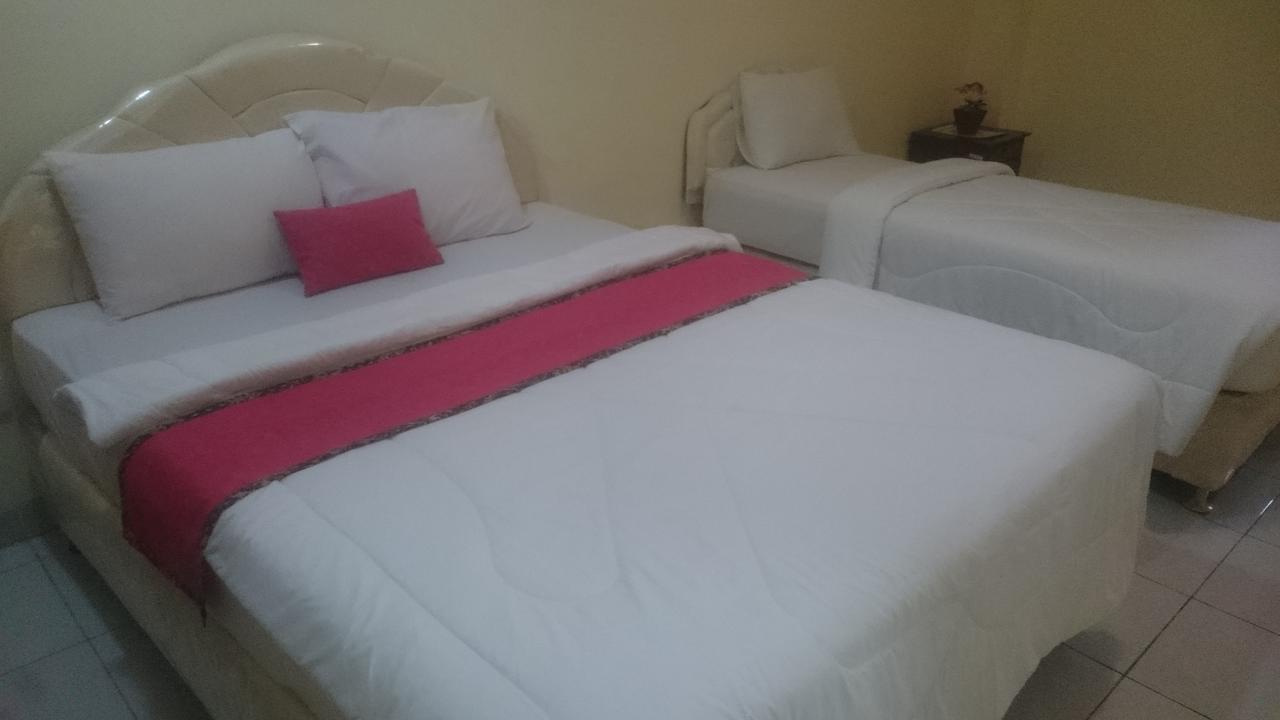 Edutel Undiksha Hotel Singaraja Exterior foto
